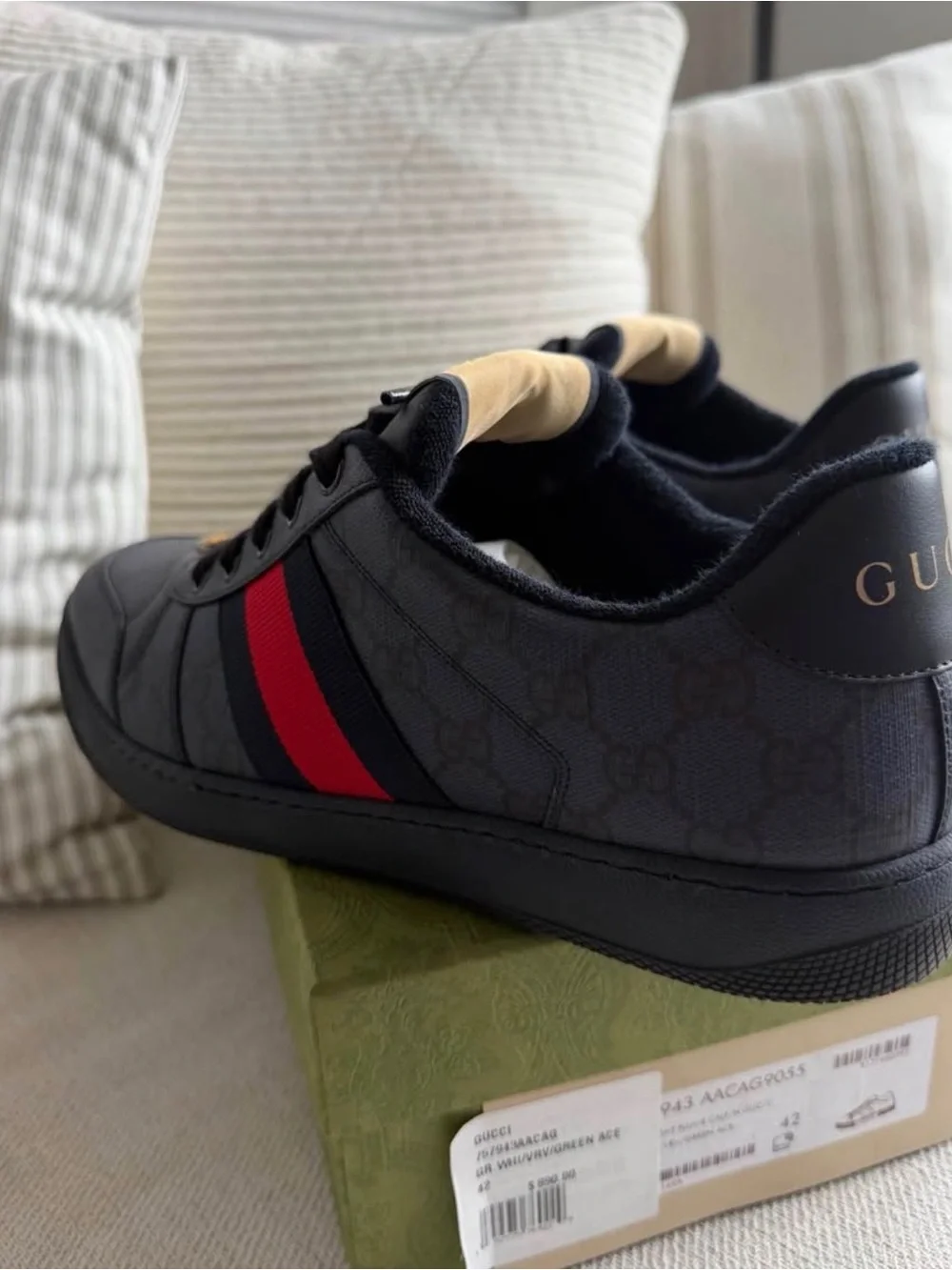 Gucci Navy Canvas Low-Top Sneakers with Red Web Stripe